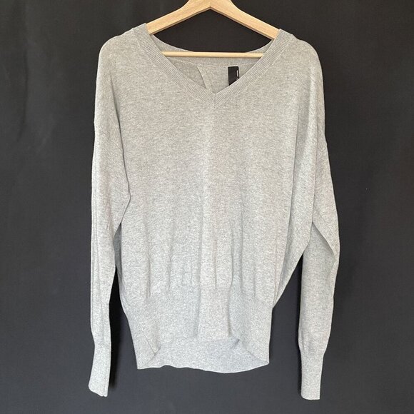 Bobi LA gray sweater women's size L keyhole open back detail comfortable top - Picture 1 of 8